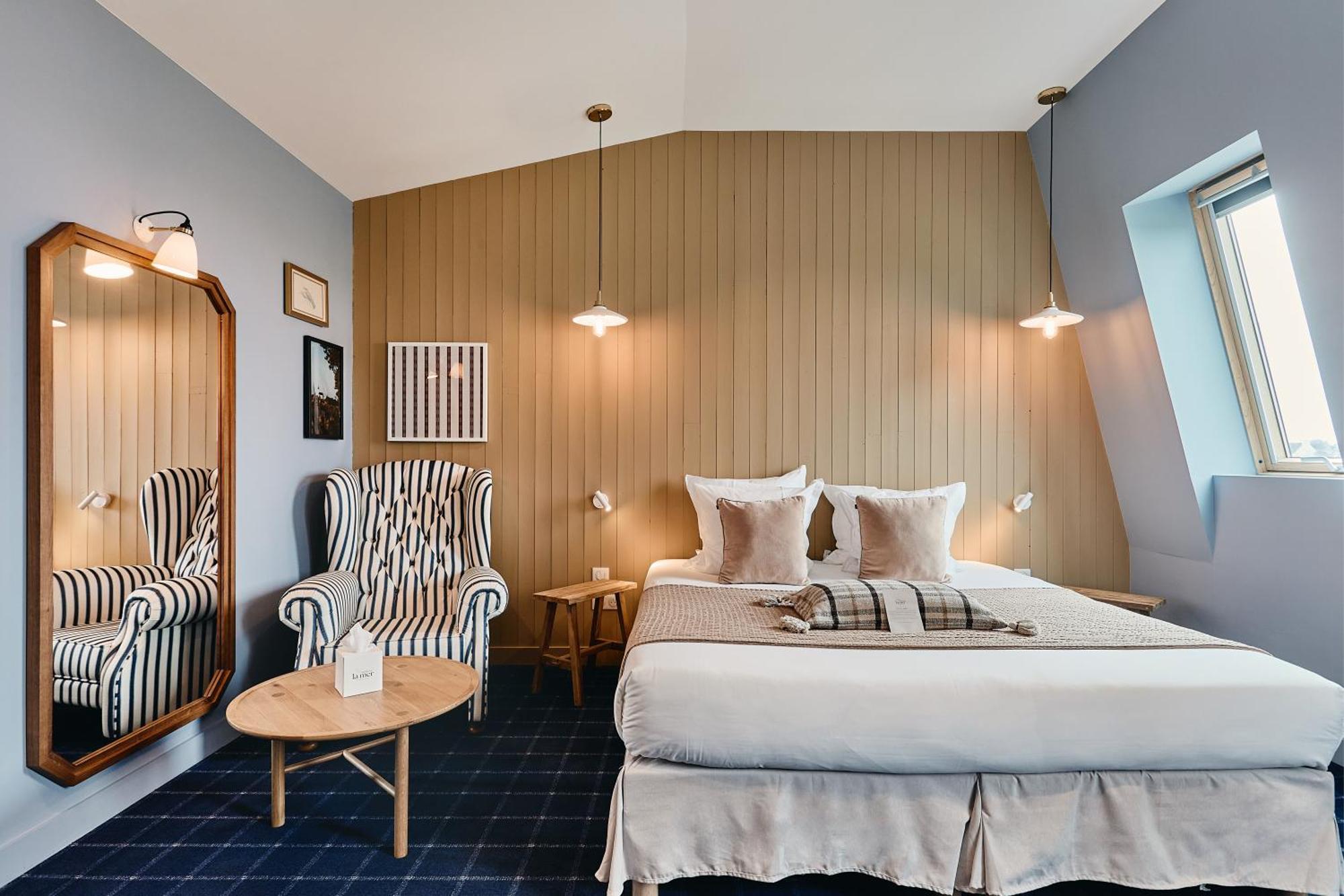 Hotel De La Mer & Spa ブリニョガン・プラージュ エクステリア 写真